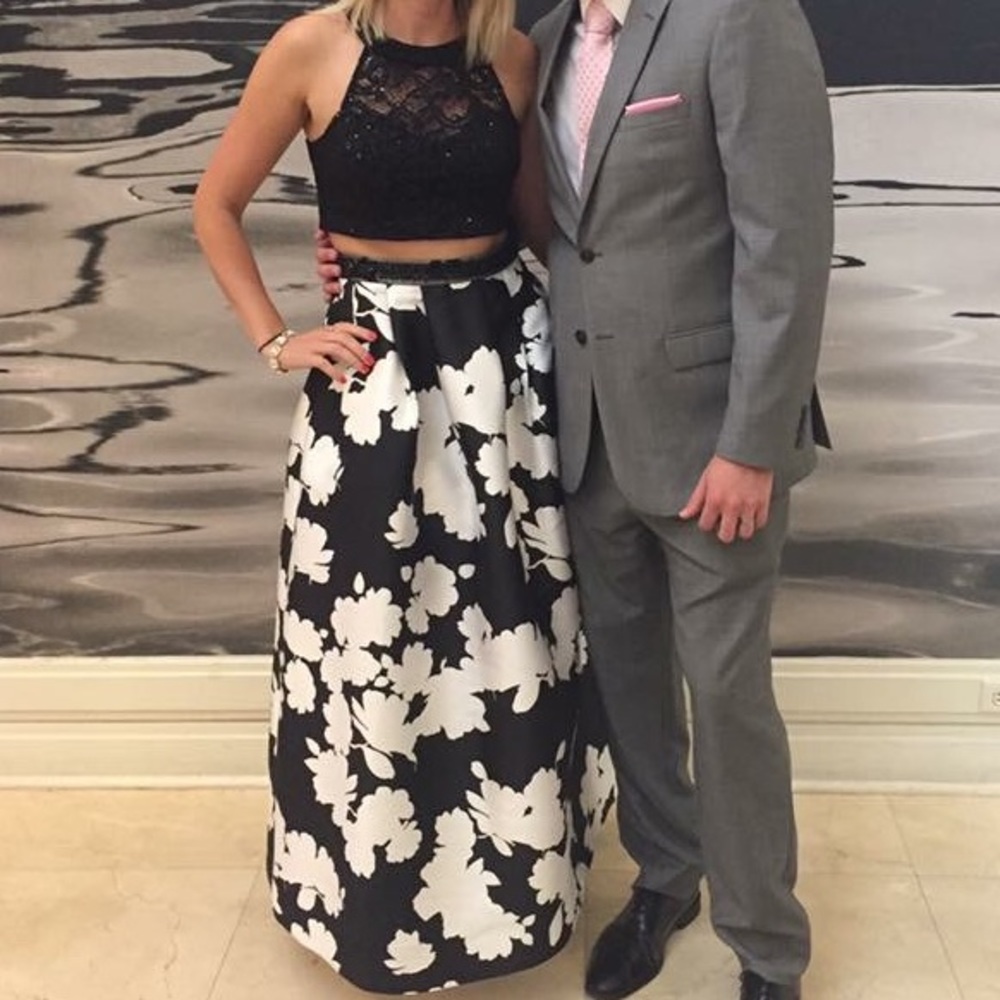 Prom/wedding guest dress floral black and white